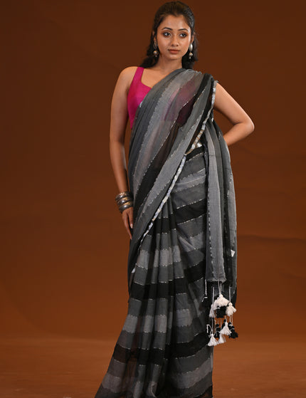 Charcoal Grey Mulmul Cotton Saree With Silver Zari