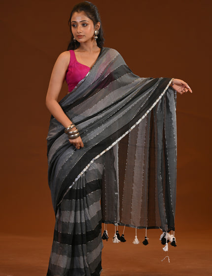 Charcoal Grey Mulmul Cotton Saree With Silver Zari