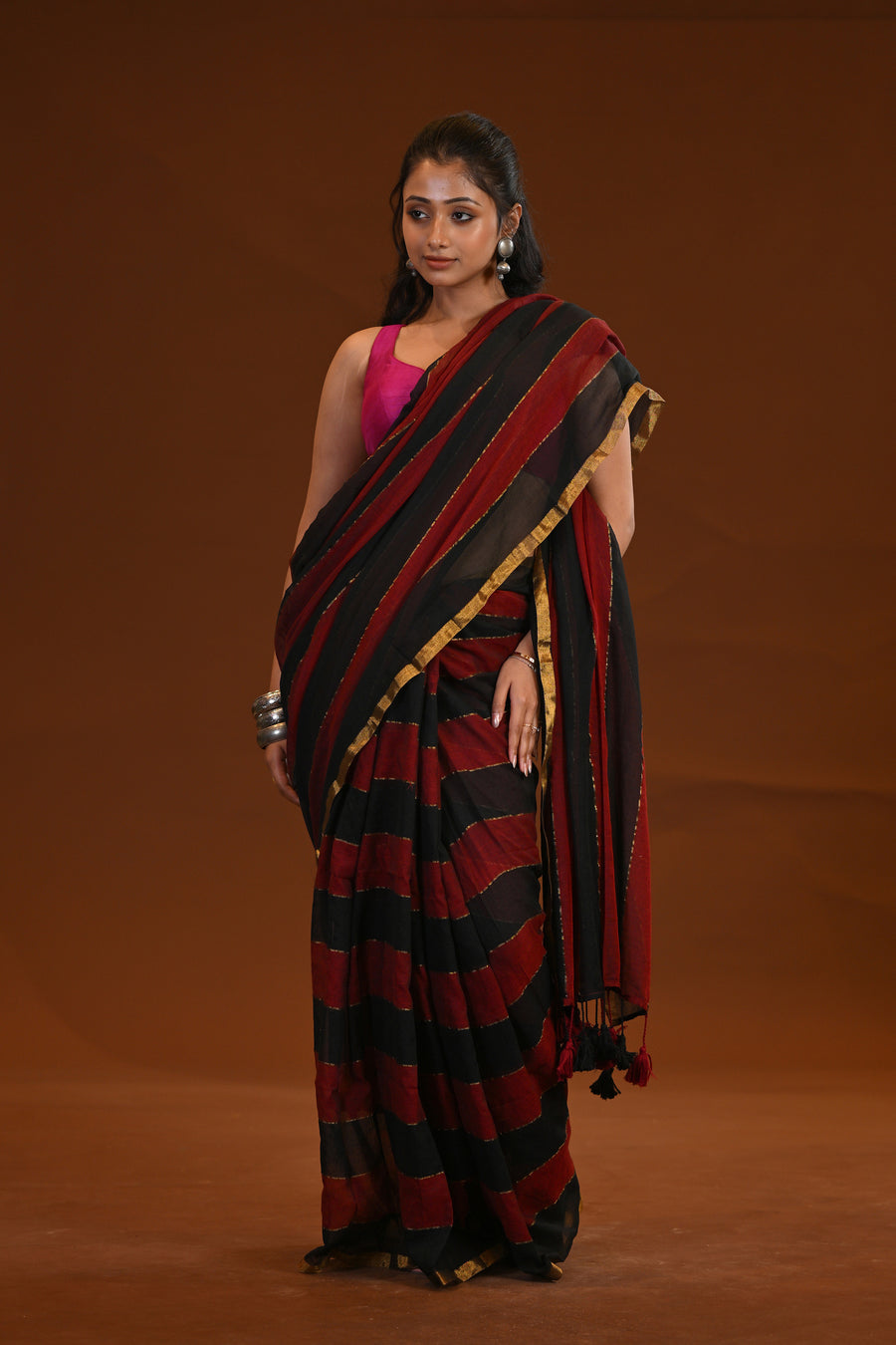 Black & Red Mulmul Cotton Saree