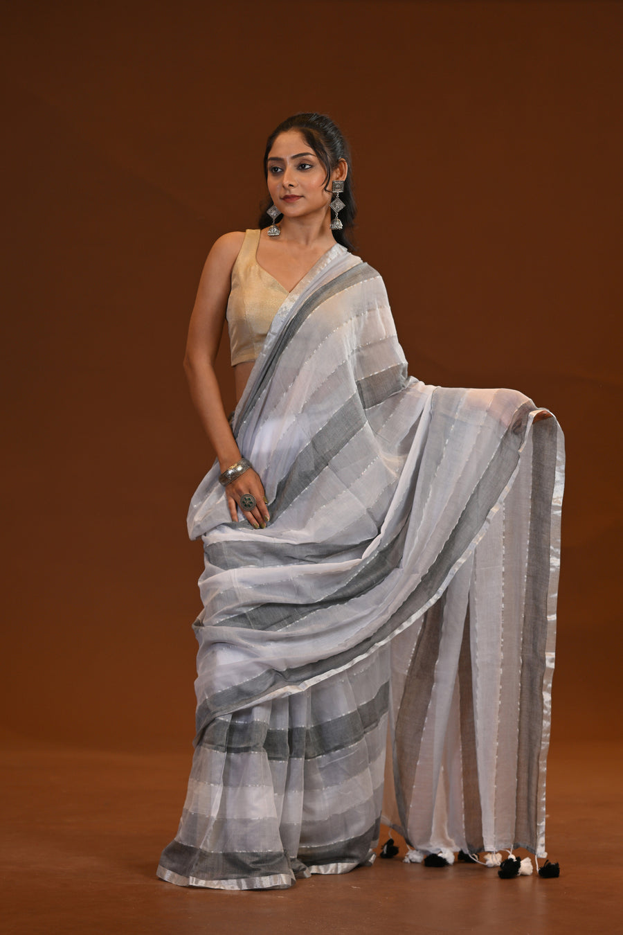 Black And White Mulmul Cotton Saree