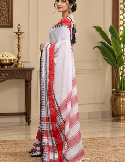White and Red Khadi Bodhu Boron Saree – KalamKantha