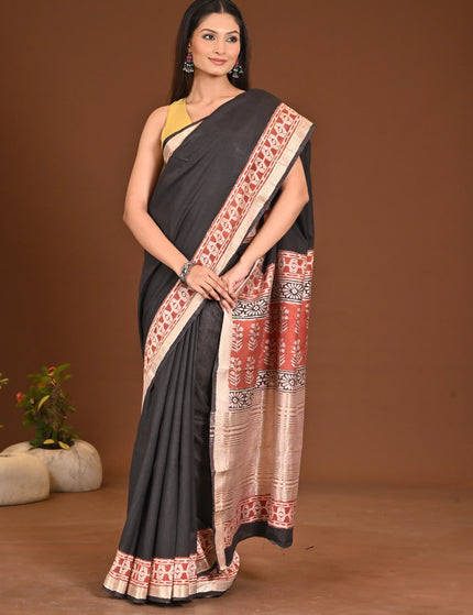 traditional-handloom-sarees-kalamkantha