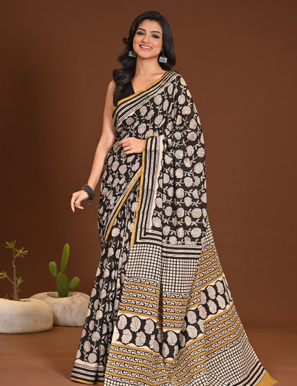 traditional-handloom-sarees-kalamkantha