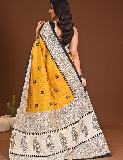 traditional-handloom-sarees-kalamkantha