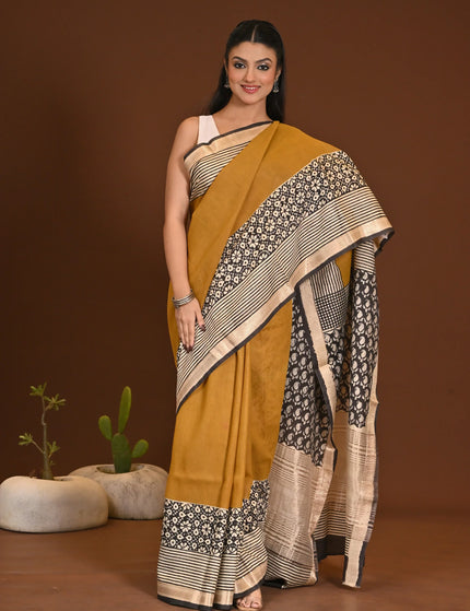 traditional-handloom-sarees-kalamkantha